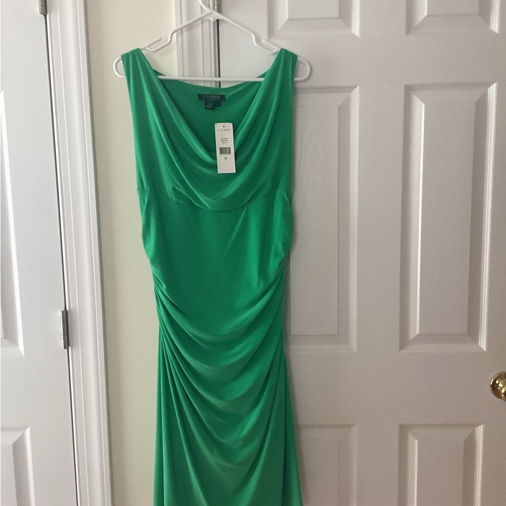Elegant Ralph Lauren Green Sleeveless Dress